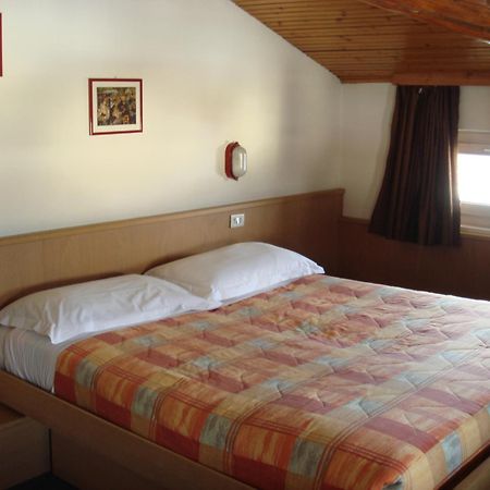 Hotel Capitani Bormio Exterior foto